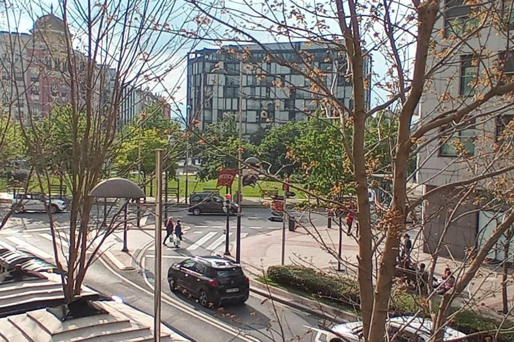 Apartamento Guggenheim Centrico Y Confortable Bilbao Dış mekan fotoğraf